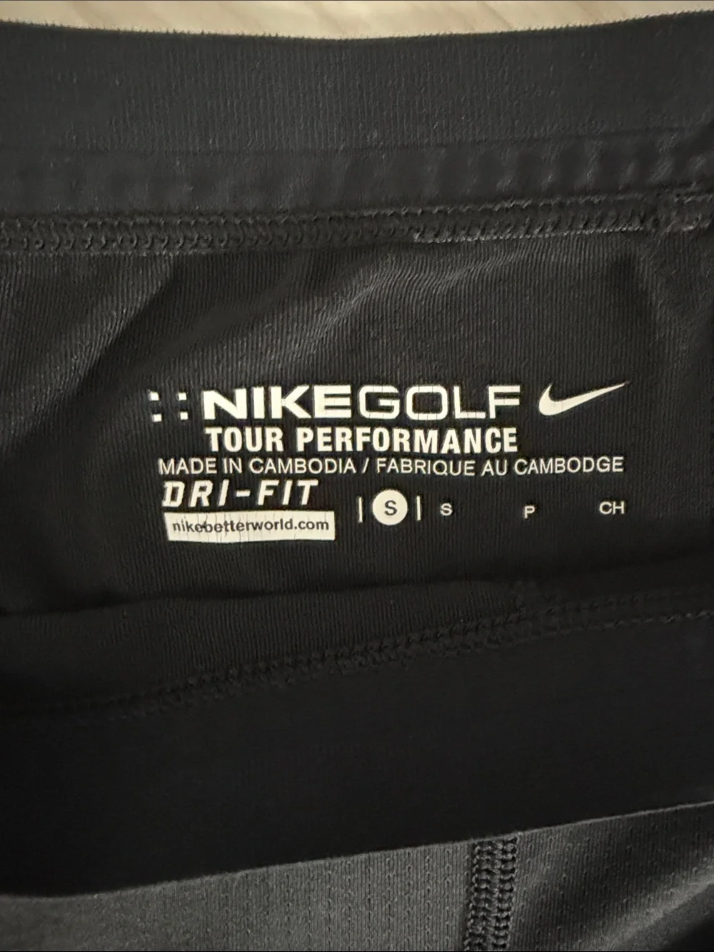 Nike sleek black